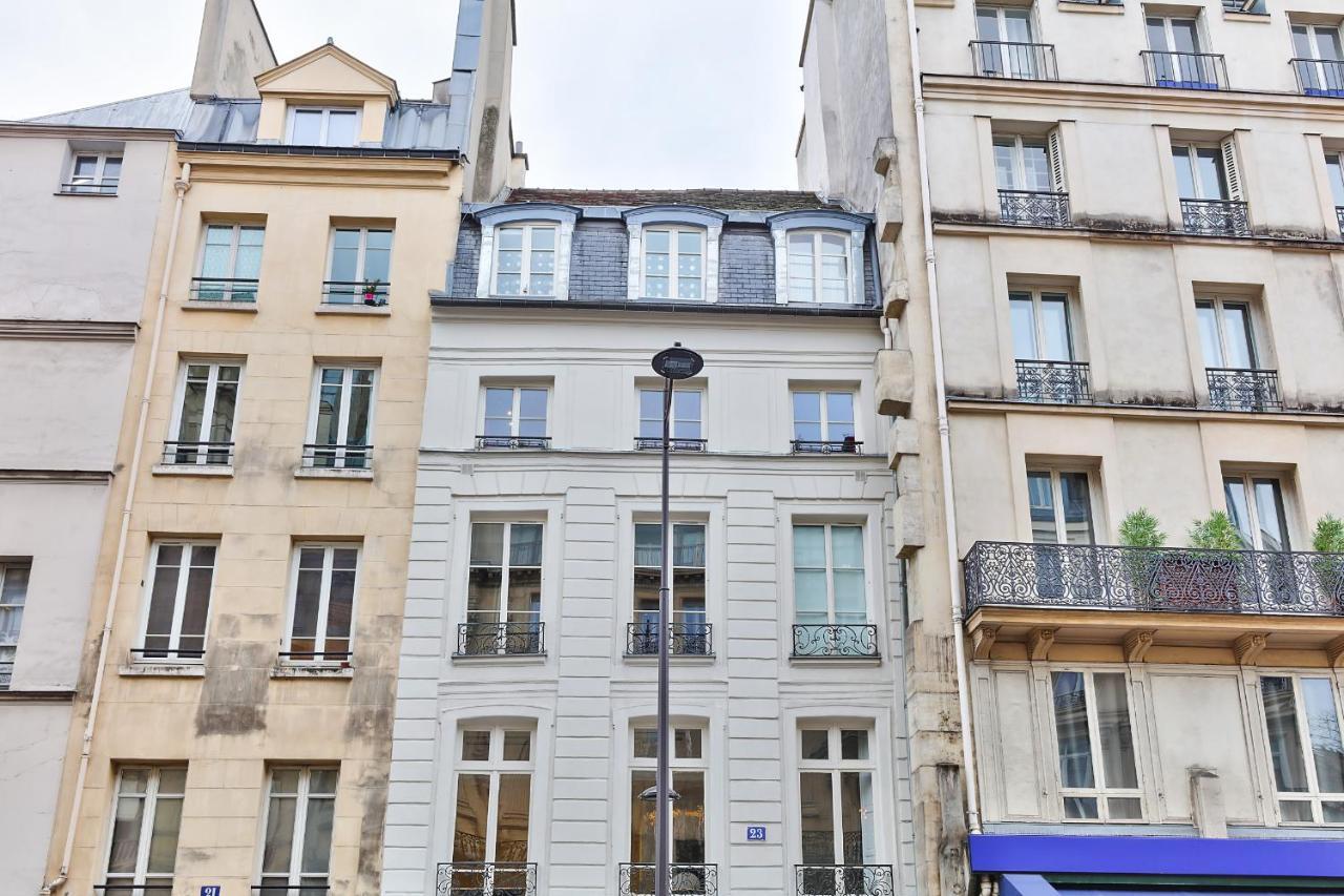 100 - Luxury 2 Bedroom - Beaubourg Marais * Parigi